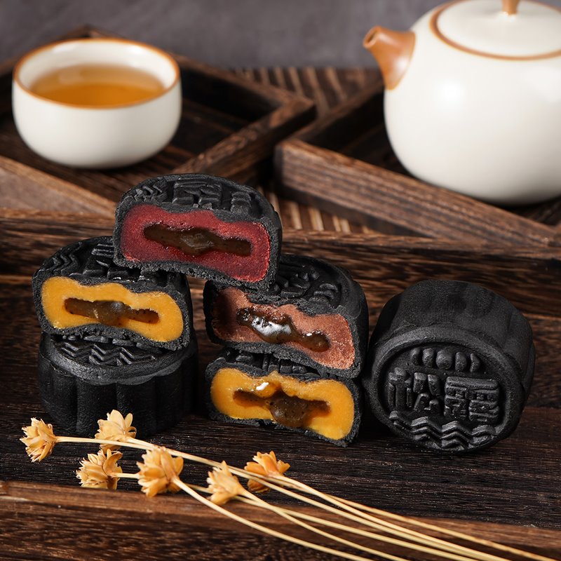 Black Truffle Mooncake
