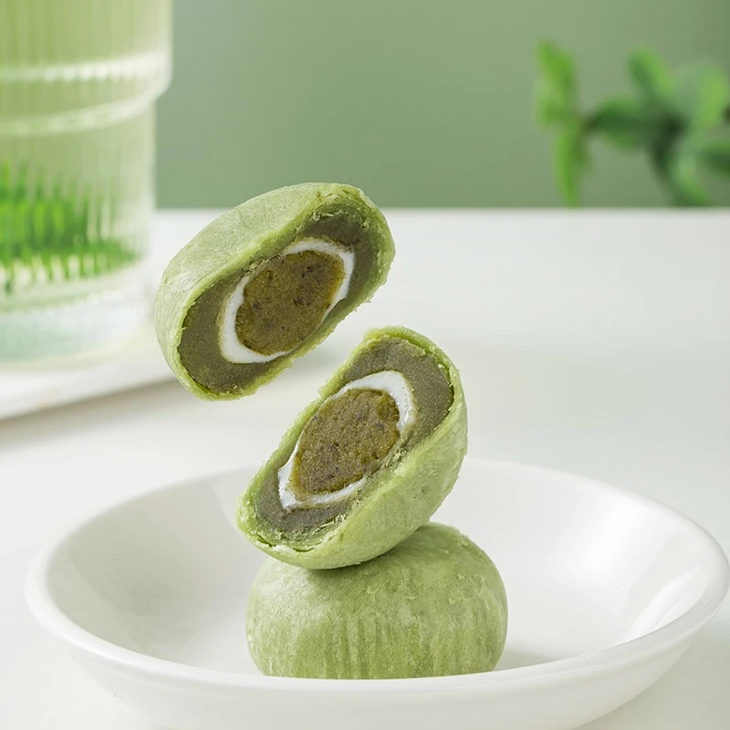 Flaky Tea Cakes